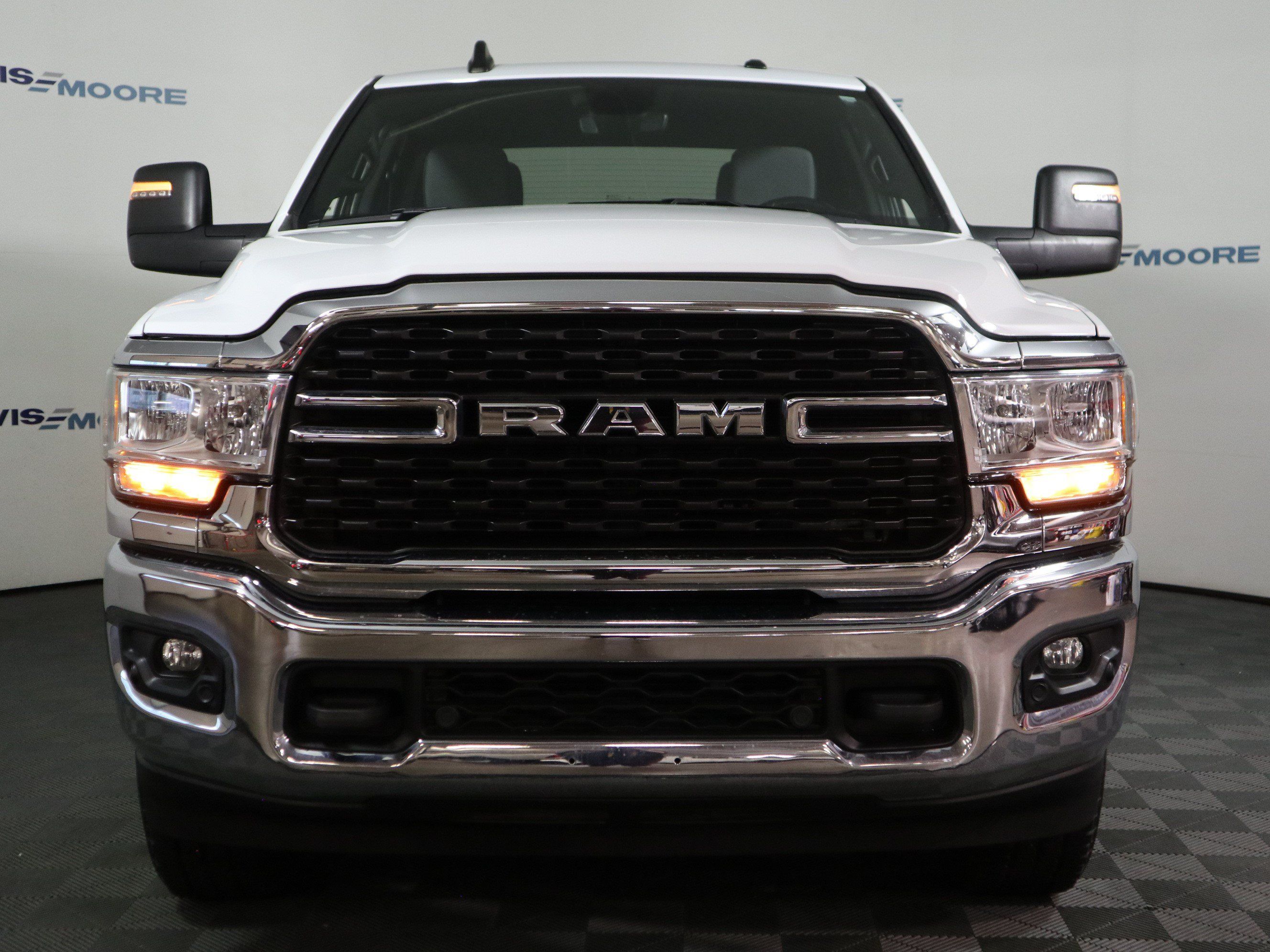 Used 2024 RAM 2500 Big Horn w/ Off Road Package AWD/4WD image 13