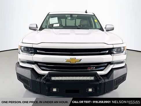 Used 2017 Chevrolet Silverado 1500 LTZ Z71 image 2