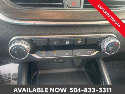 Used 2024 Nissan Altima 2.5 SV image 28