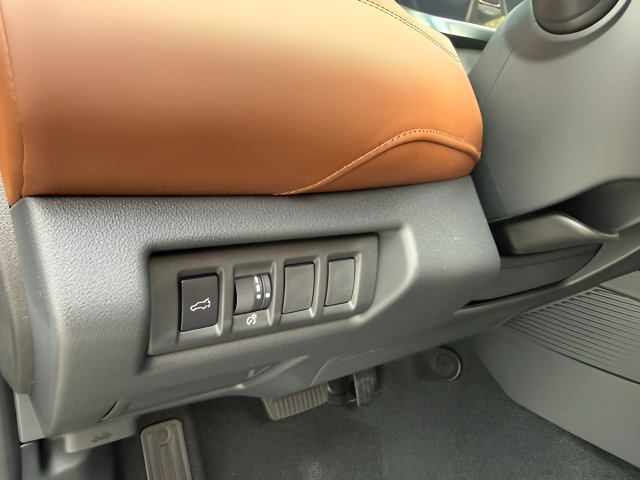 New 2026 Subaru Outback Touring AWD/4WD image 14