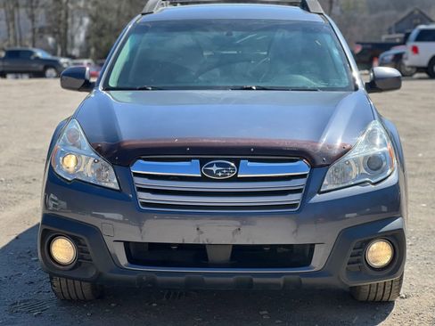 Used 2014 Subaru Outback 2.5i Premium AWD/4WD image 1