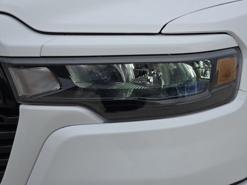 New 2026 RAM 1500 Express image 6