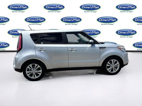 Used 2016 Kia Soul ! w/ Premium Package FWD image 8