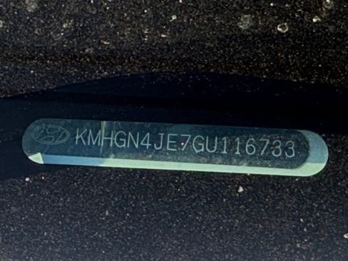 Used 2016 Hyundai Genesis 3.8 w/ Option Group 02 image 12