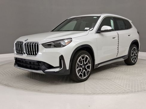 New 2026 BMW X1 xDrive28i w/ Technology Package AWD/4WD image 33