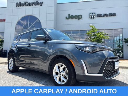 Used 2024 Kia Soul LX w/ Option Group 015 FWD image 1