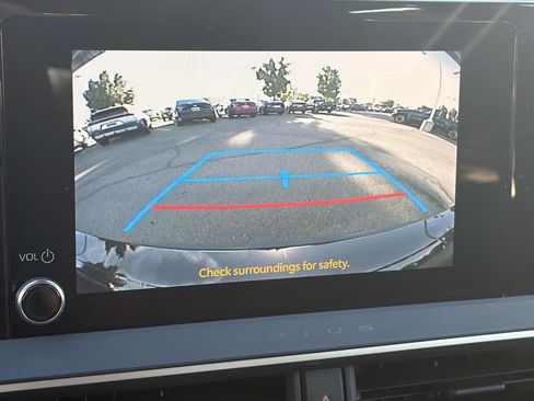 Certified 2023 Toyota Prius Prime FWD image 15