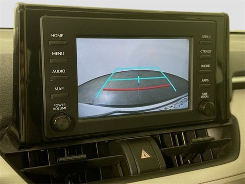 Used 2019 Toyota RAV4 XLE image 13