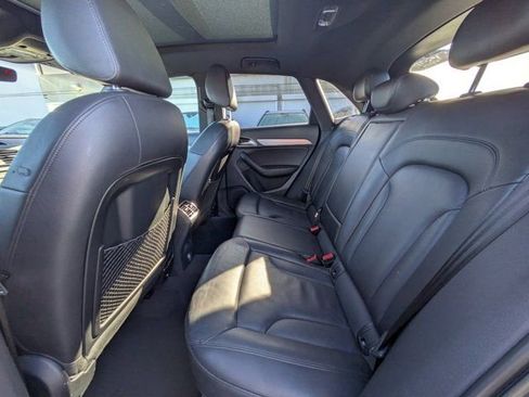 Used 2018 Audi Q3 2.0T Premium image 11