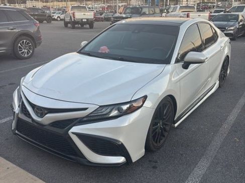 Used 2022 Toyota Camry XSE image 2