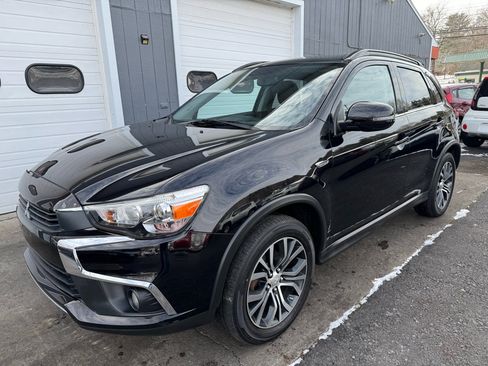 Used 2017 Mitsubishi Outlander Sport GT image 1