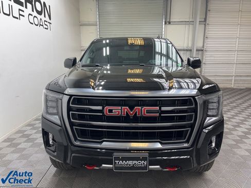 Used 2021 GMC Yukon AT4 w/ AT4 Premium Plus Package image 9