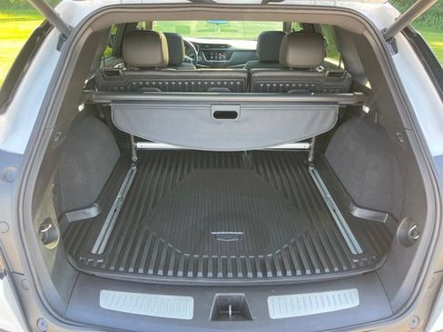 Used 2025 Cadillac XT5 Sportv w/ Technology Package AWD/4WD image 5