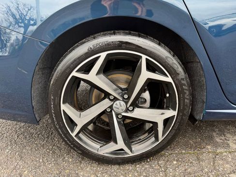 Used 2020 Volkswagen Passat 2.0T R-Line image 10