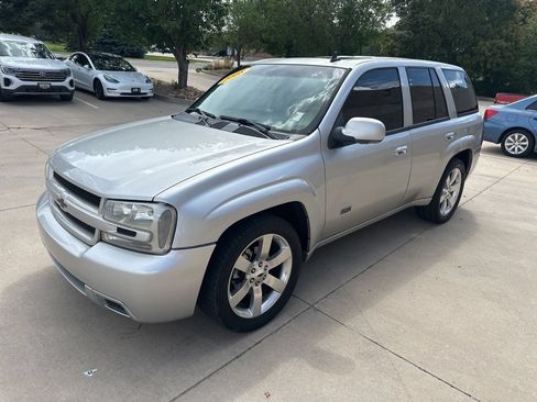 Used 2008 Chevrolet TrailBlazer SS w/ Sun And 6-Disc Cd Package AWD/4WD image 34