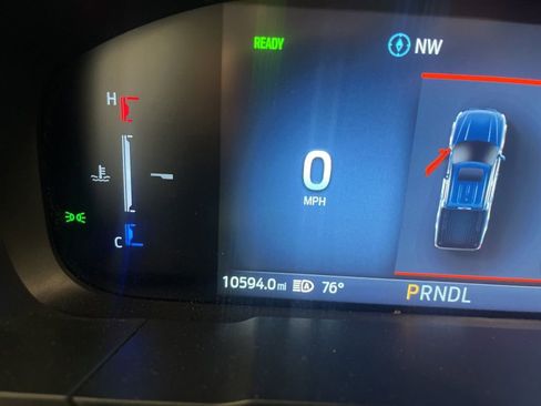 Used 2025 Ford Maverick XL FWD image 4