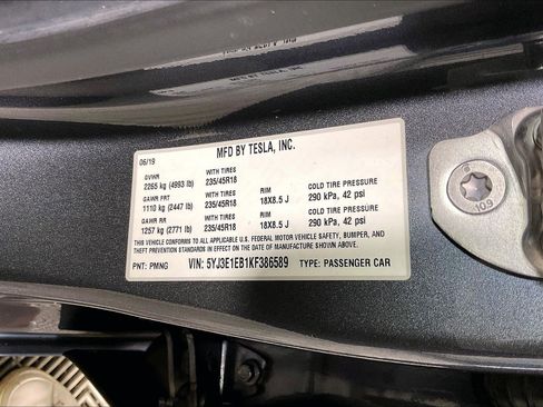 Used 2019 Tesla Model 3 image 36