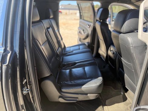 Used 2016 Chevrolet Suburban LS image 37