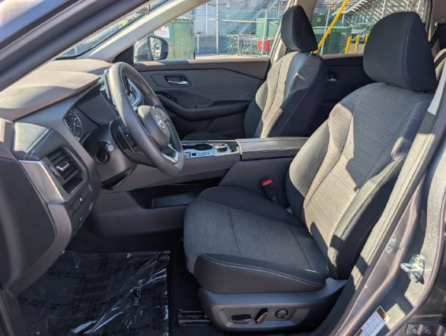 Used 2023 Nissan Rogue SV AWD/4WD image 15