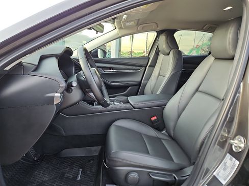 Used 2025 MAZDA MAZDA3 s image 9