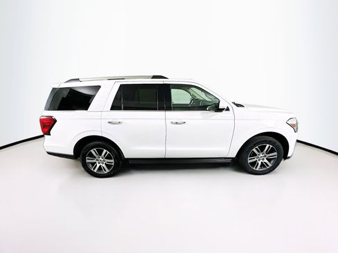 Used 2024 Ford Expedition Limited image 10