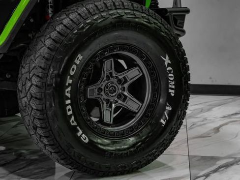 Used 2021 Jeep Gladiator Rubicon w/ LED Lighting Group AWD/4WD image 56