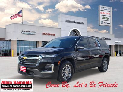 Used 2023 Chevrolet Traverse LT