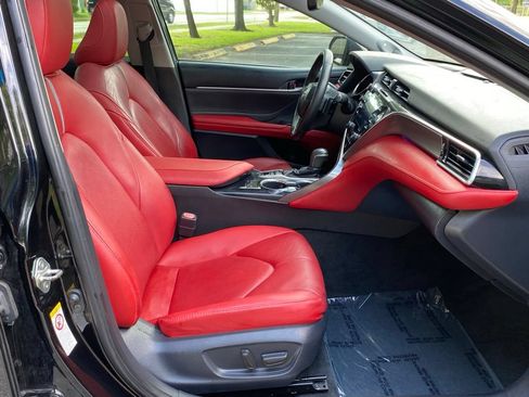 Used 2018 Toyota Camry XSE w/ Driver Assist Package FWD image 15