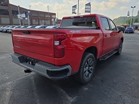 Used 2024 Chevrolet Silverado 1500 LT AWD/4WD image 7