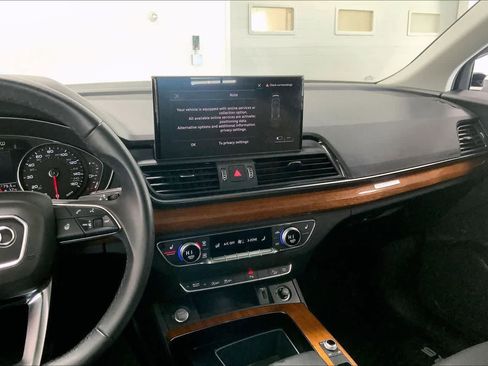 Certified 2023 Audi Q5 2.0T Premium w/ Convenience Package image 14