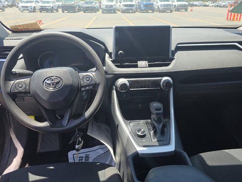 Used 2024 Toyota RAV4 LE AWD/4WD image 11