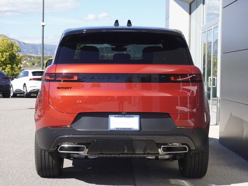 New 2025 Land Rover Range Rover Sport SE image 6