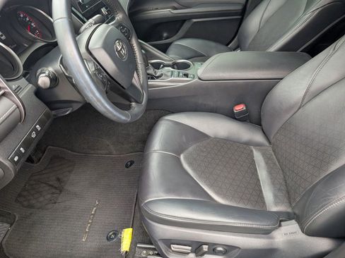 Used 2023 Toyota Camry XSE w/ Navigation Package FWD image 9