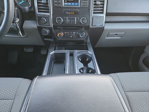 Used 2017 Ford F150 XLT w/ Trailer Tow Package image 21