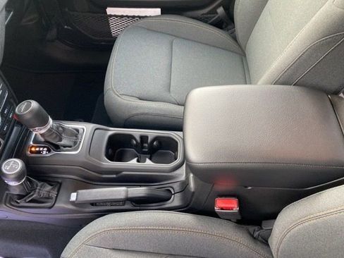 New 2026 Jeep Gladiator Willys AWD/4WD image 18