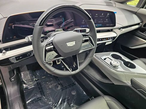 New 2026 Cadillac Optiq Sport 1 AWD/4WD image 19