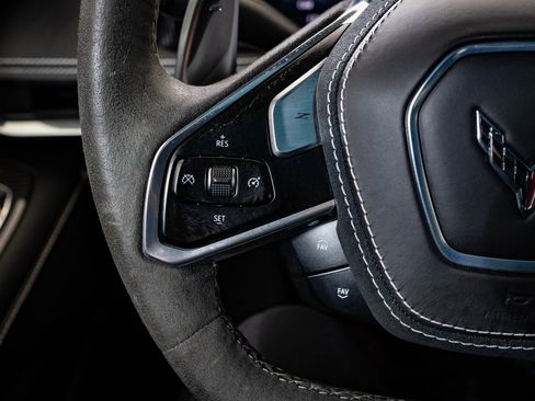 Used 2020 Chevrolet Corvette Stingray Premium Cpe w/ 3LT image 27