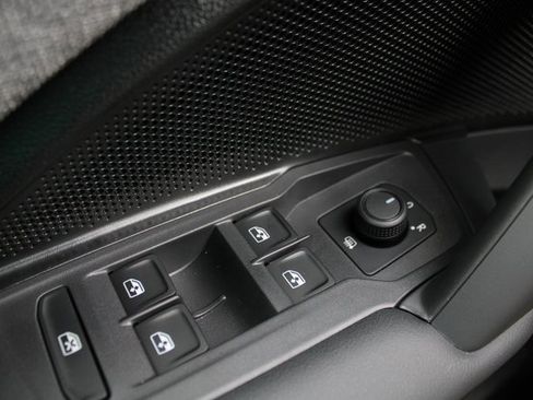 New 2025 Volkswagen Tiguan S image 16