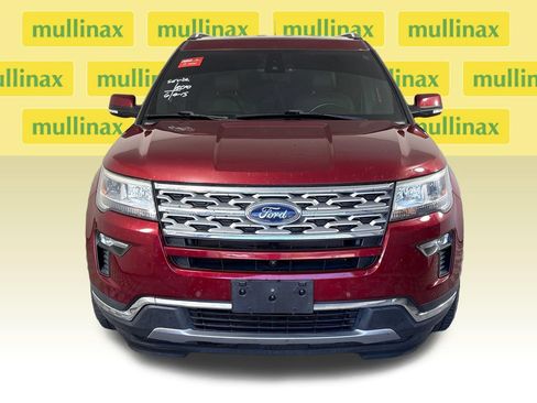 Used 2019 Ford Explorer Limited w/ Ford Safe & Smart Package FWD image 15