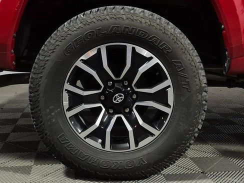 Used 2022 Toyota Tacoma TRD Sport w/ Advanced Technology Package image 25
