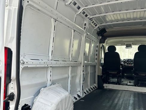 Used 2021 RAM ProMaster 2500 FWD image 18