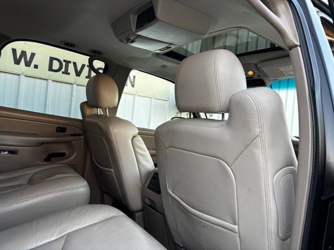 Used 2004 Chevrolet Tahoe Z71 w/ Z71 Preferred Equipment Group image 14