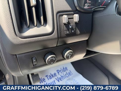 Used 2019 Chevrolet Colorado ZR2 AWD/4WD image 12