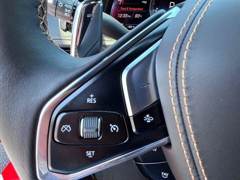 Used 2025 Chevrolet Corvette Stingray Premium Conv w/ Z51 Performance Package RWD image 22