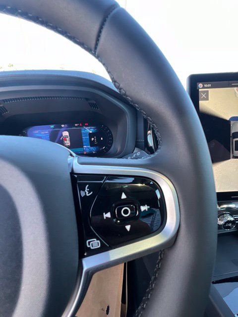 Certified 2026 Volvo XC60 B5 Ultra AWD/4WD image 12