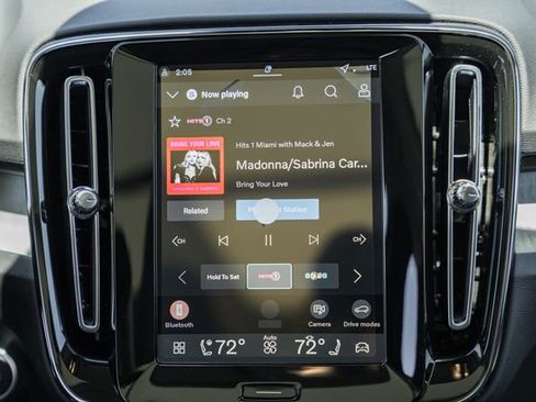 New 2026 Volvo XC40 B5 Plus w/ Climate Package AWD/4WD image 23
