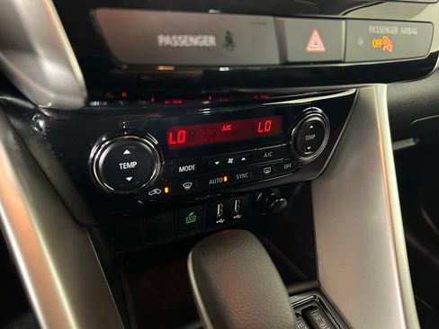 Used 2024 Mitsubishi Eclipse Cross SE AWD/4WD image 8
