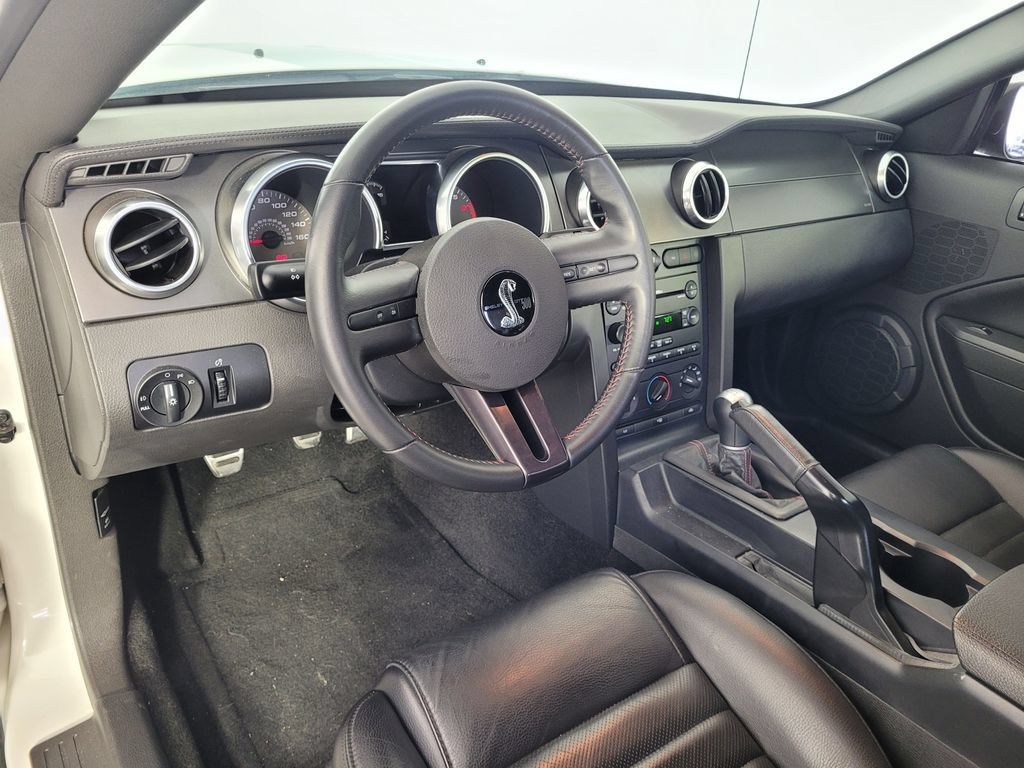 Used 2007 Ford Mustang Shelby GT500 RWD image 12