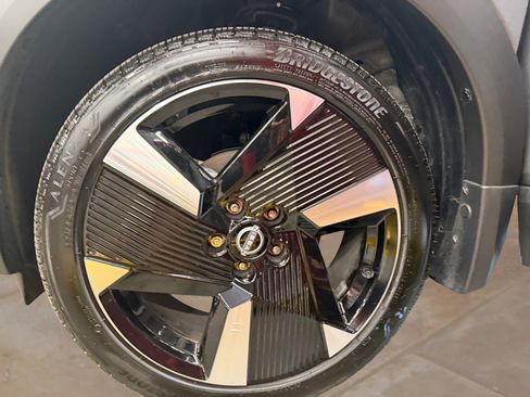 Used 2025 Nissan Kicks SR image 26