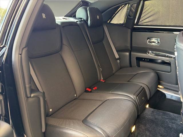 Certified 2018 Rolls-Royce Ghost RWD image 20